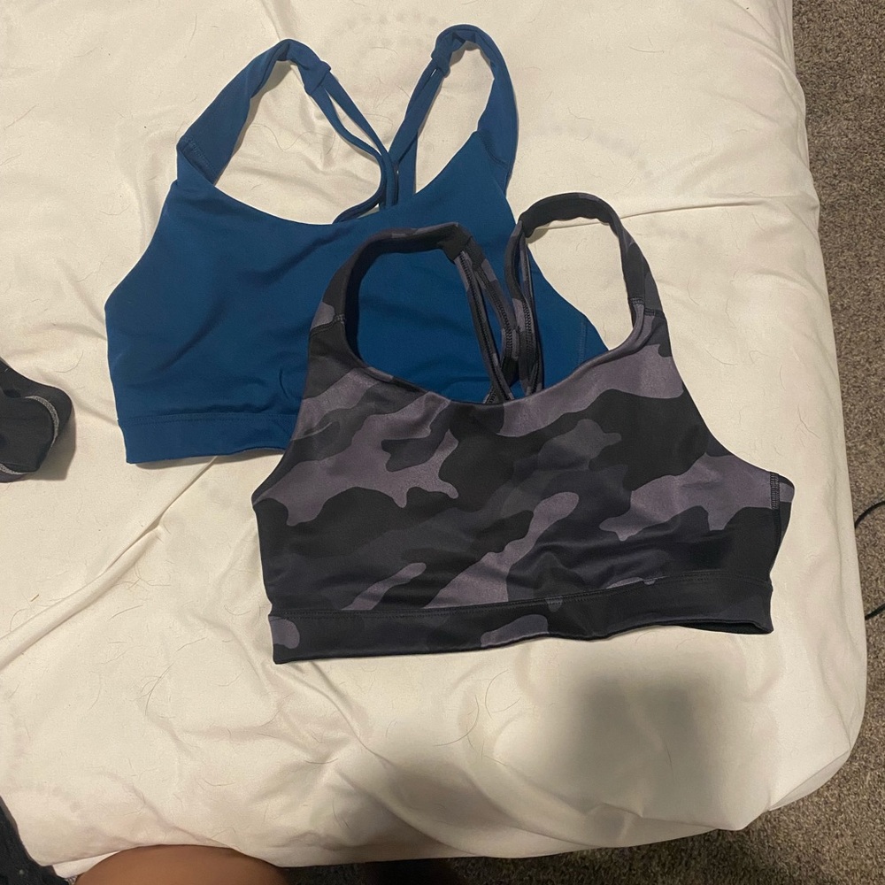 Old navy M sports bras